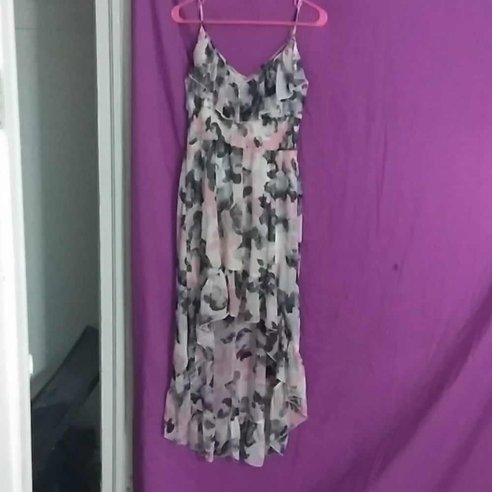 Flowery pattern high-low dress